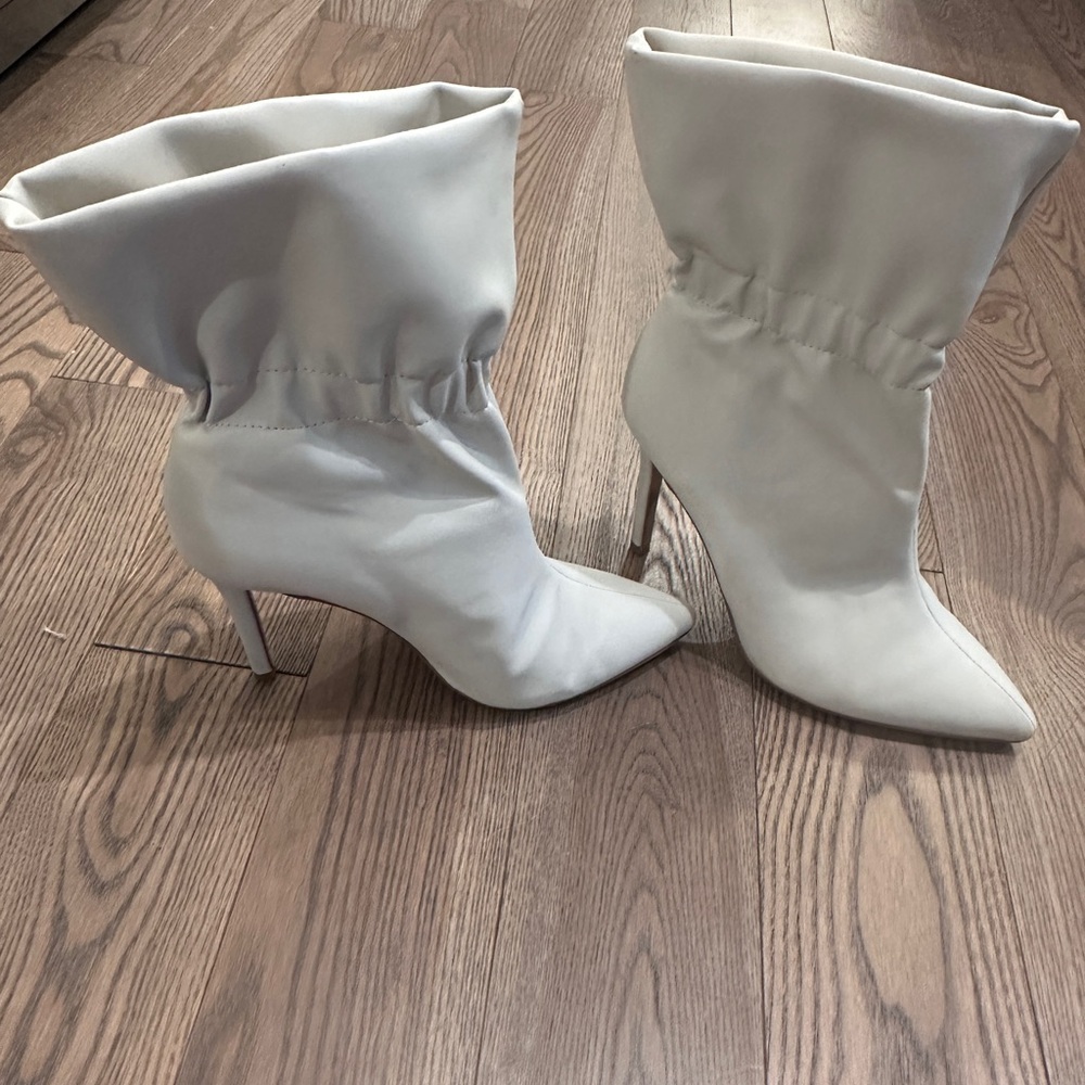 Express White Heeled Boots